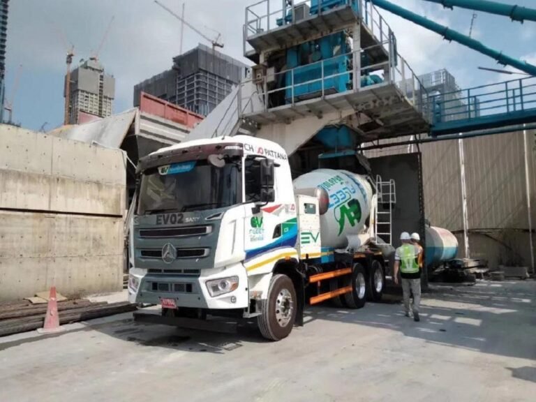How Long Does a Cement Mixer Truck Keep Concrete Fresh? How Long Cement Mixer Trucks Keep Concrete Fresh