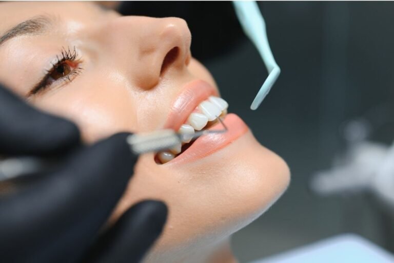 How a Cosmetic Dentist London Balances Oral Health With Aesthetic Goals How a Cosmetic Dentist London Balances Oral Health With Aesthetic Goals