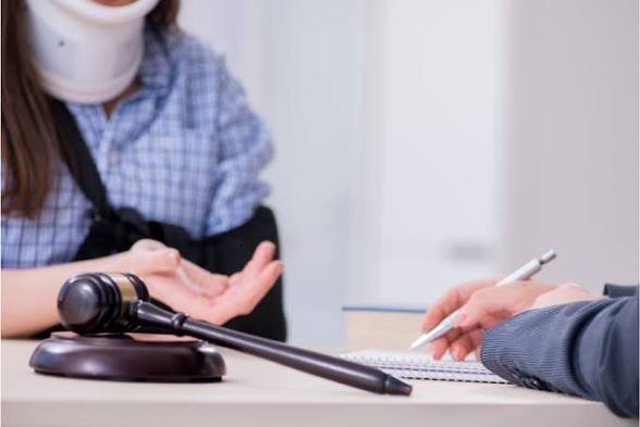 Understanding the Role of a Domestic Violence Lawyer